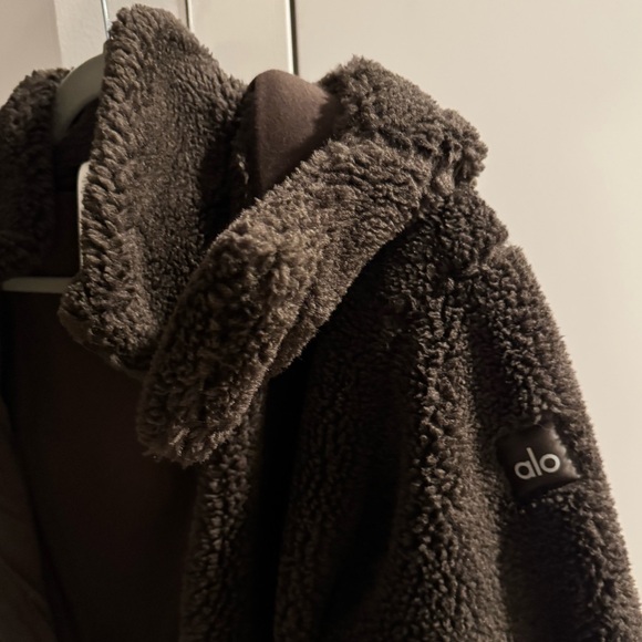 Alo foxy sherpa jacket espresso - Picture 6 of 6